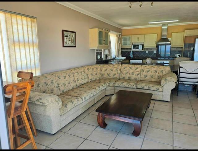 3 BEDROOM APARTMENT FOR SALE IN WINKLESPRUIT